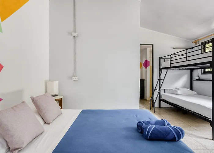 Slumber Party Tamarindo