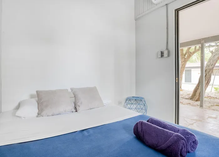 Slumber Party Hotel Tamarindo