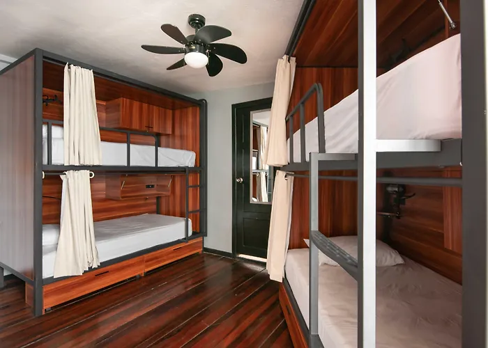 Hotel Slumber Party Tamarindo