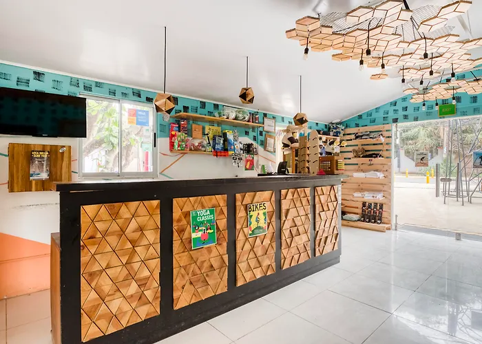 Slumber Party Hotel Tamarindo