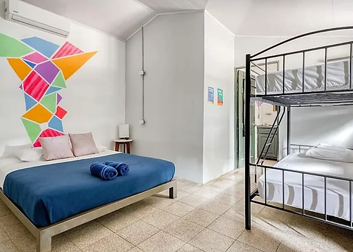 Slumber Party Hotel Tamarindo